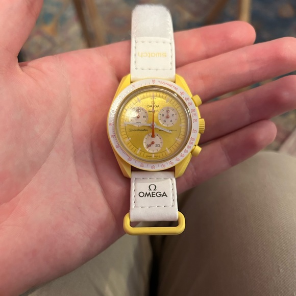 Omega x Swatch Mission Sun - Picture 6 of 8